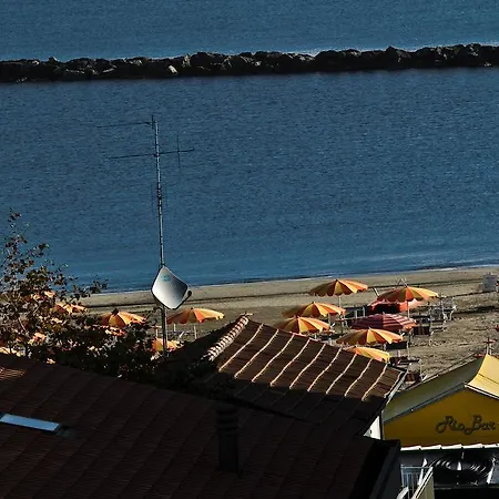 Hotel Amalfi 3*
